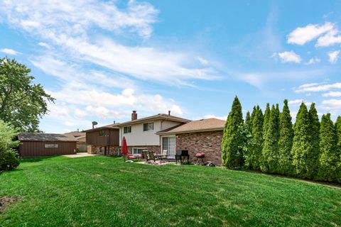 Tiny photo for 20001 Park Avenue, Lynwood, IL 60411 (MLS # 12446728)