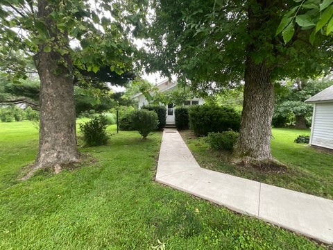 Photo of 990 N 1875 Street, St Peter, IL 62880 (MLS # 12685517)