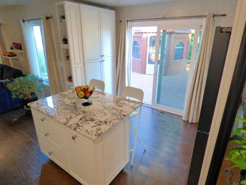 Tiny photo for 432 Thunder Ridge Rdg, Lake In The Hills, IL 60156 (MLS # 12481550)