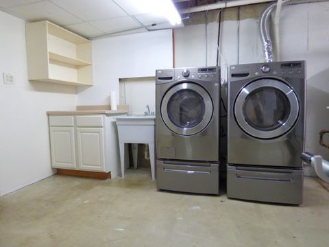 Tiny photo for 432 Thunder Ridge Rdg, Lake In The Hills, IL 60156 (MLS # 12481550)