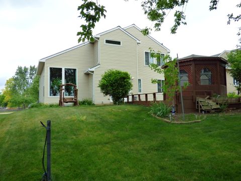 Tiny photo for 432 Thunder Ridge Rdg, Lake In The Hills, IL 60156 (MLS # 12481550)