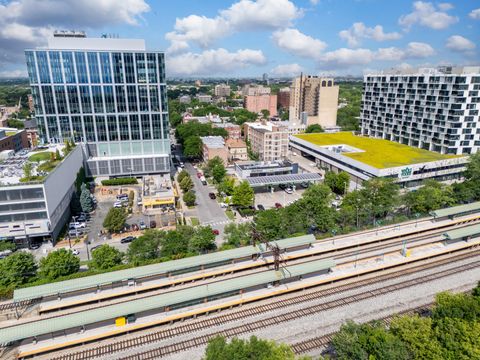 Tiny photo for 5201 S CORNELL Avenue #27D, Chicago, IL 60615 (MLS # 12534298)