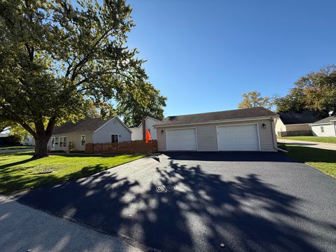 Tiny photo for 126 E Kerr Street, Sycamore, IL 60178 (MLS # 12502041)