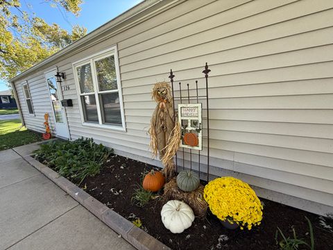 Tiny photo for 126 E Kerr Street, Sycamore, IL 60178 (MLS # 12502041)