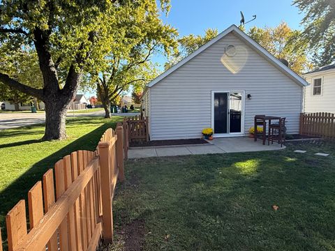 Tiny photo for 126 E Kerr Street, Sycamore, IL 60178 (MLS # 12502041)