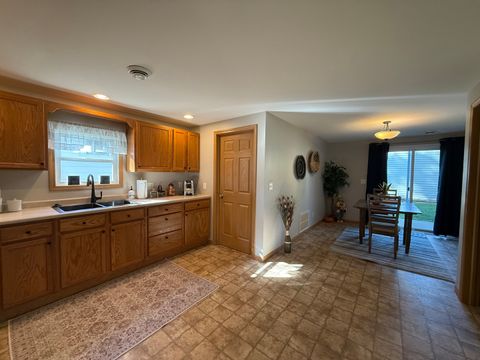 Tiny photo for 126 E Kerr Street, Sycamore, IL 60178 (MLS # 12502041)