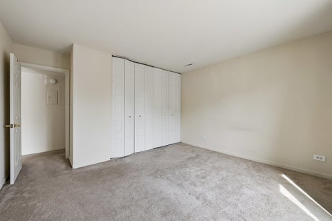 Tiny photo for 10308 Circle Drive #302, Oak Lawn, IL 60453 (MLS # 12756478)