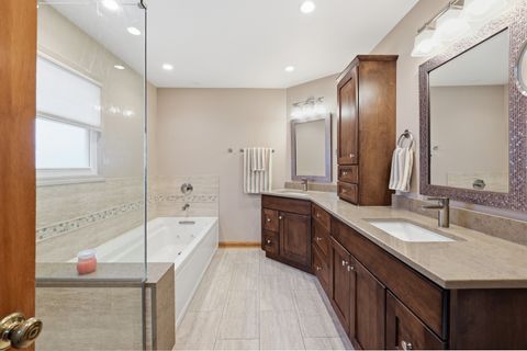 Tiny photo for 1846 Baltimore Drive, Elk Grove Village, IL 60007 (MLS # 12620753)