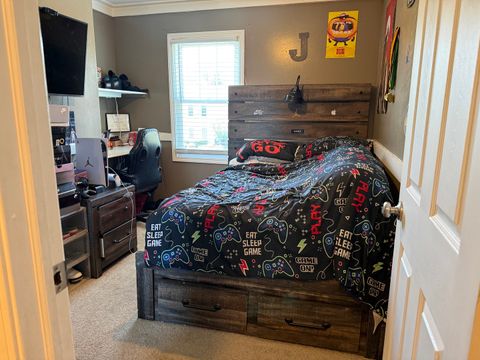 Tiny photo for 2013 Liberty Lane, Gurnee, IL 60031 (MLS # 12663599)
