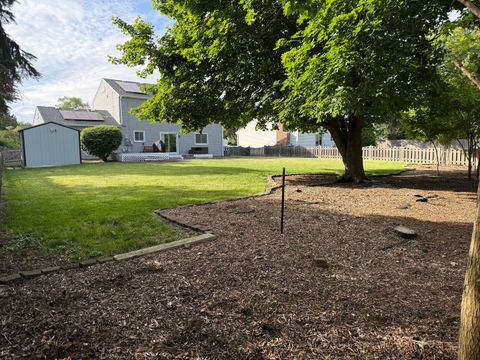 Tiny photo for 2013 Liberty Lane, Gurnee, IL 60031 (MLS # 12663599)