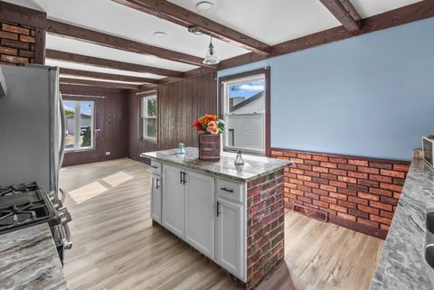 Tiny photo for 2N152 Wisconsin Avenue, Villa Park, IL 60181 (MLS # 12493645)