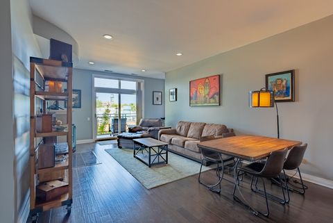 Tiny photo for 950 W Huron Street #302, Chicago, IL 60642 (MLS # 12499452)