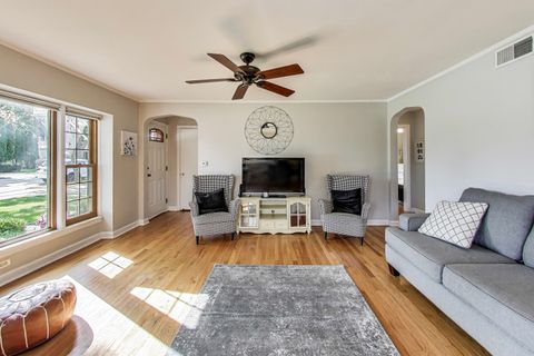 Tiny photo for 1436 Kemman Avenue, La Grange Park, IL 60526 (MLS # 12482982)