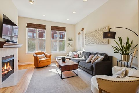 Tiny photo for 2714 W BYRON Street, Chicago, IL 60618 (MLS # 12480736)