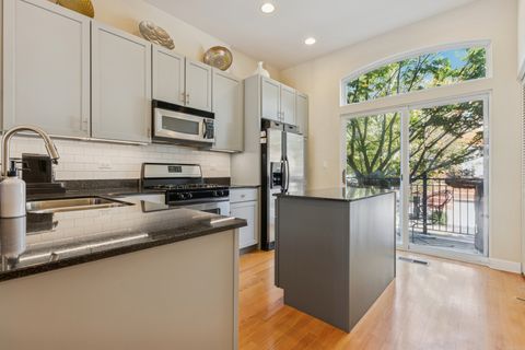 Tiny photo for 2714 W BYRON Street, Chicago, IL 60618 (MLS # 12480736)
