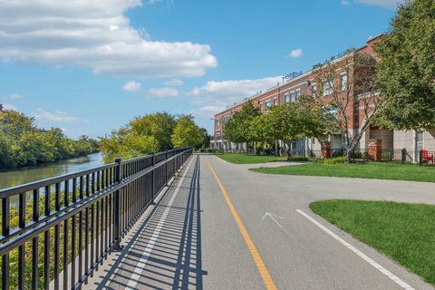 Tiny photo for 2714 W BYRON Street, Chicago, IL 60618 (MLS # 12480736)