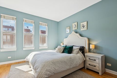 Tiny photo for 2714 W BYRON Street, Chicago, IL 60618 (MLS # 12480736)