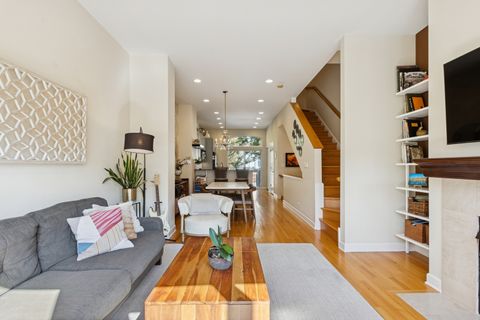 Tiny photo for 2714 W BYRON Street, Chicago, IL 60618 (MLS # 12480736)