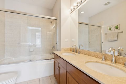 Tiny photo for 2714 W BYRON Street, Chicago, IL 60618 (MLS # 12480736)