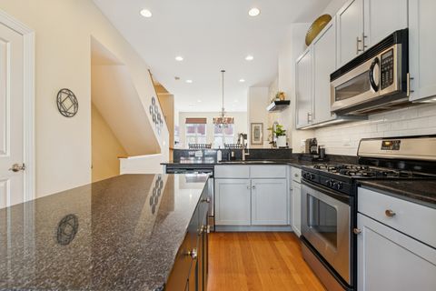 Tiny photo for 2714 W BYRON Street, Chicago, IL 60618 (MLS # 12480736)