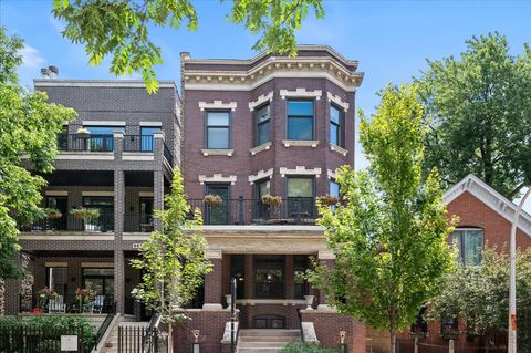 Photo of 901 W Wrightwood Avenue #1, Chicago, IL 60614 (MLS # 12459188)