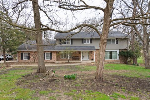 2702 Hoberg Drive Joliet IL 60432