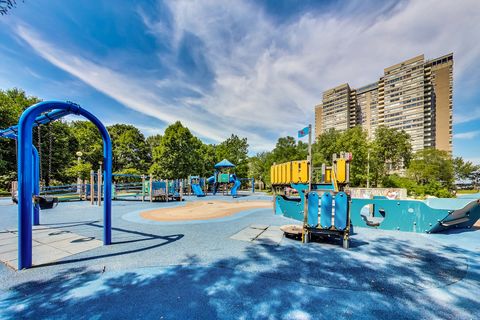 Tiny photo for 6171 N Sheridan Road #806, Chicago, IL 60660 (MLS # 12616977)