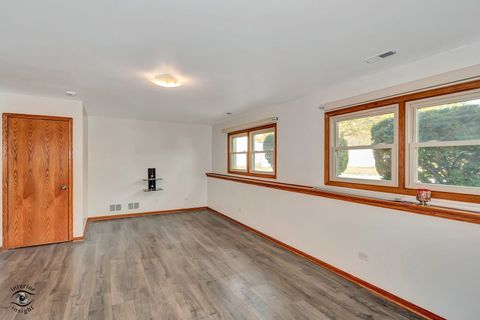 Tiny photo for Alsip, IL 60803 (MLS # 12502306)