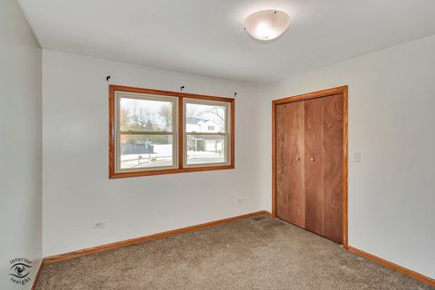 Tiny photo for Alsip, IL 60803 (MLS # 12502306)