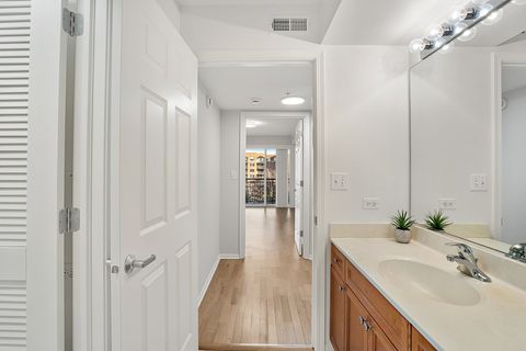 Tiny photo for 390 S Western Avenue #502, Des Plaines, IL 60016 (MLS # 12585909)