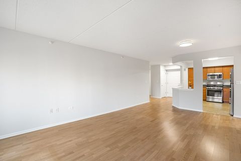 Tiny photo for 390 S Western Avenue #502, Des Plaines, IL 60016 (MLS # 12585909)