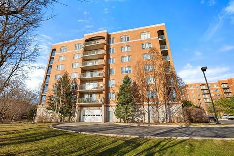 Tiny photo for 390 S Western Avenue #502, Des Plaines, IL 60016 (MLS # 12585909)