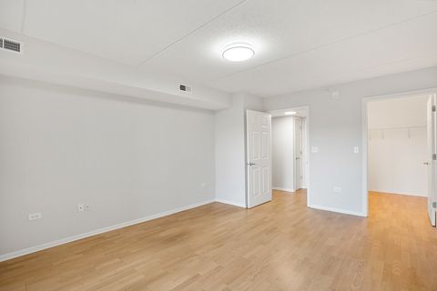 Tiny photo for 390 S Western Avenue #502, Des Plaines, IL 60016 (MLS # 12585909)