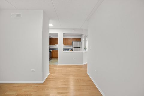 Tiny photo for 390 S Western Avenue #502, Des Plaines, IL 60016 (MLS # 12585909)