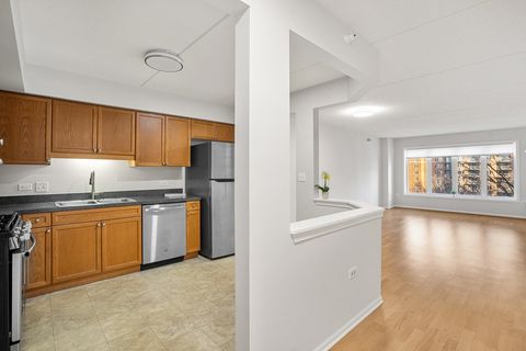 Tiny photo for 390 S Western Avenue #502, Des Plaines, IL 60016 (MLS # 12585909)