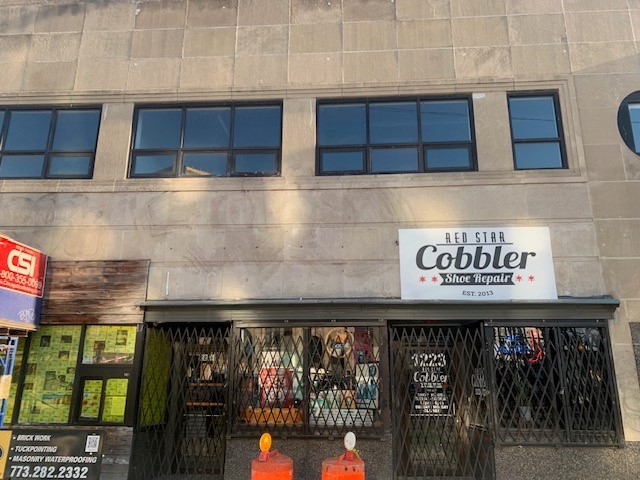 1223 N Milwaukee Avenue