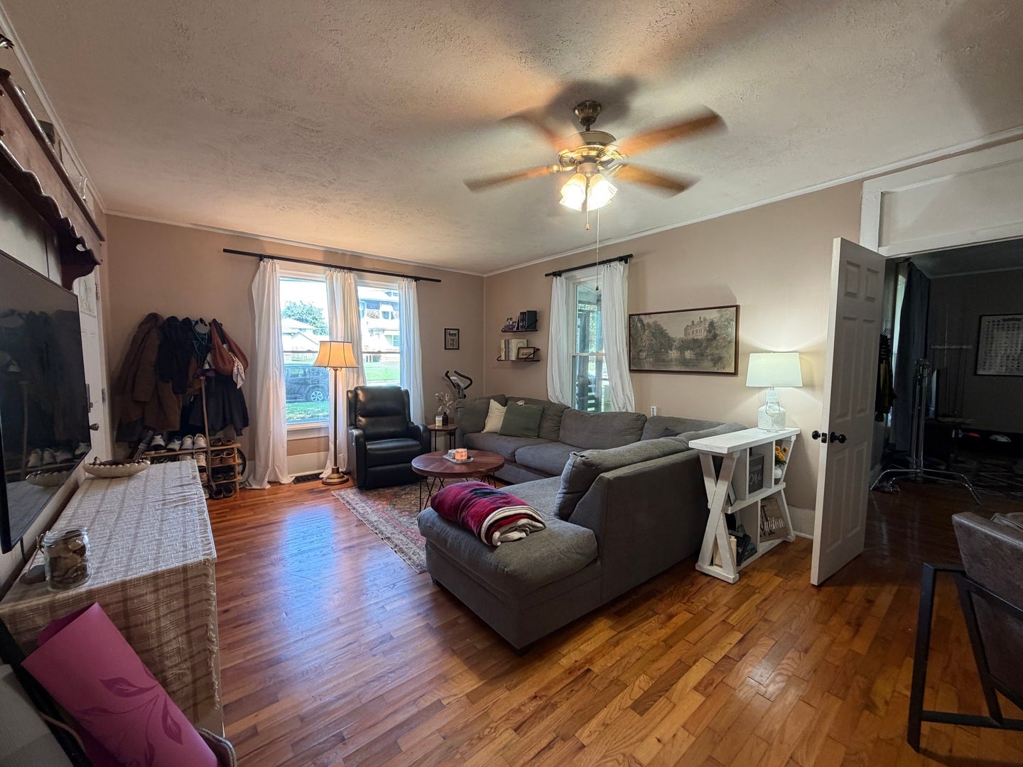 312 E 4th Street