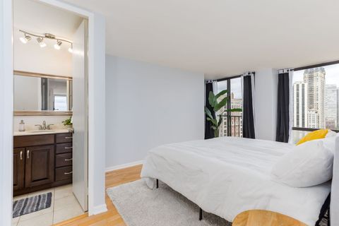Tiny photo for 345 W Fullerton Parkway #2001, Chicago, IL 60614 (MLS # 12621071)