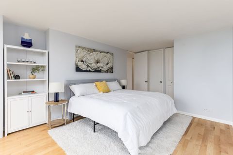 Tiny photo for 345 W Fullerton Parkway #2001, Chicago, IL 60614 (MLS # 12621071)