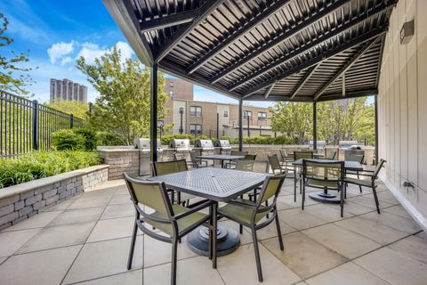 Tiny photo for 3930 N Pine Grove Avenue #2205, Chicago, IL 60613 (MLS # 12473245)