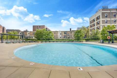 Tiny photo for 3930 N Pine Grove Avenue #2205, Chicago, IL 60613 (MLS # 12473245)