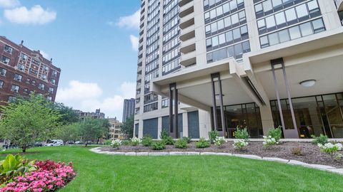 Tiny photo for 3930 N Pine Grove Avenue #2205, Chicago, IL 60613 (MLS # 12473245)