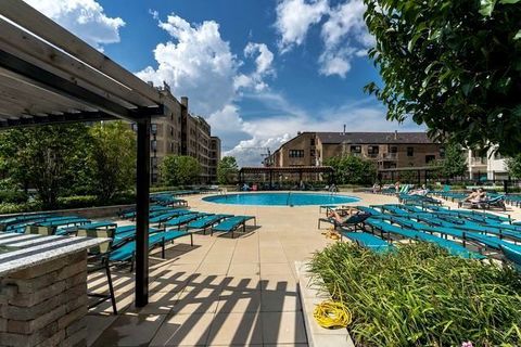 Tiny photo for 3930 N Pine Grove Avenue #2205, Chicago, IL 60613 (MLS # 12473245)