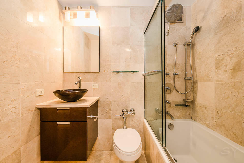 777 N Michigan Avenue 1307