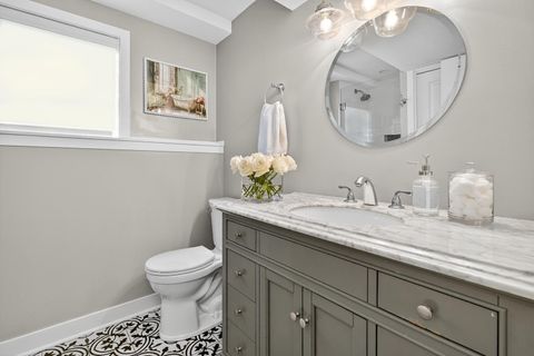 Tiny photo for 5446 W Lunt Avenue, Chicago, IL 60646 (MLS # 12493461)