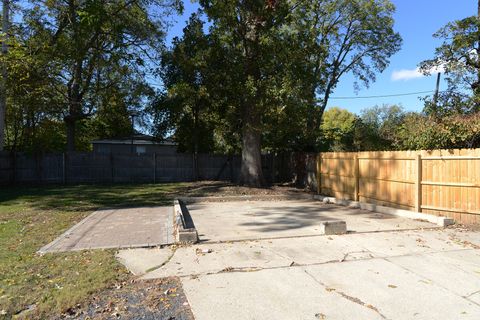 Tiny photo for 717 S Batavia Avenue, Batavia, IL 60510 (MLS # 12500113)