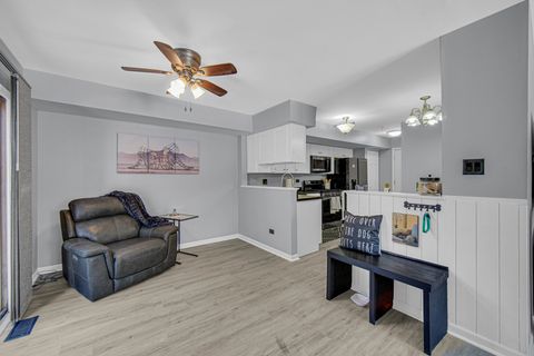 Tiny photo for 15521 Whitehall Lane #68A, Orland Park, IL 60462 (MLS # 12558372)