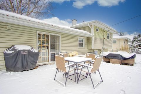 Tiny photo for 6030 Belmont Road, Downers Grove, IL 60516 (MLS # 12527885)