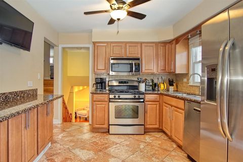 Tiny photo for 6030 Belmont Road, Downers Grove, IL 60516 (MLS # 12527885)