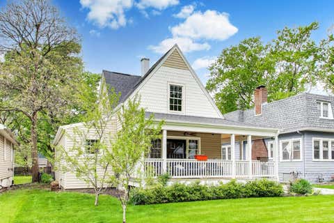 Tiny photo for 18436 Dixie Highway, Homewood, IL 60430 (MLS # 12643730)